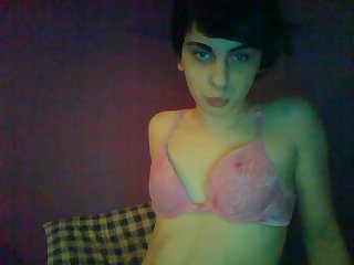 Tgirl playing on cam