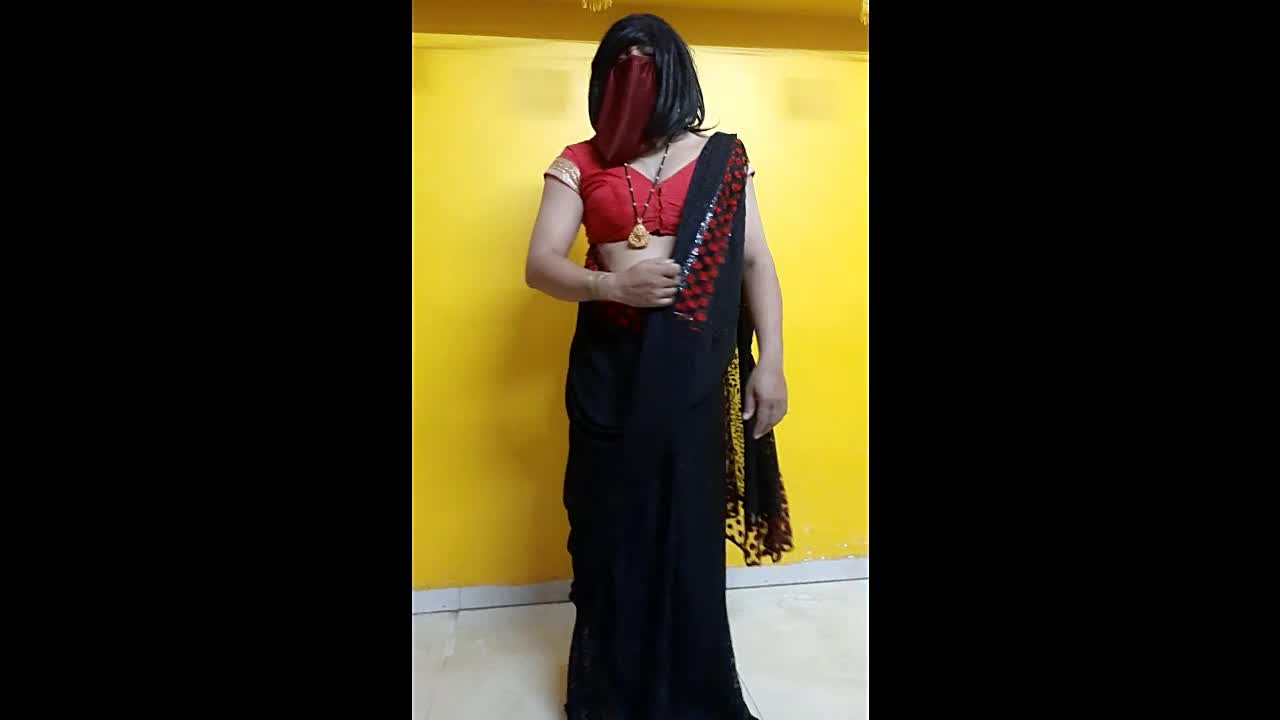 Indian Sissy Silk In Hot Black Saree...